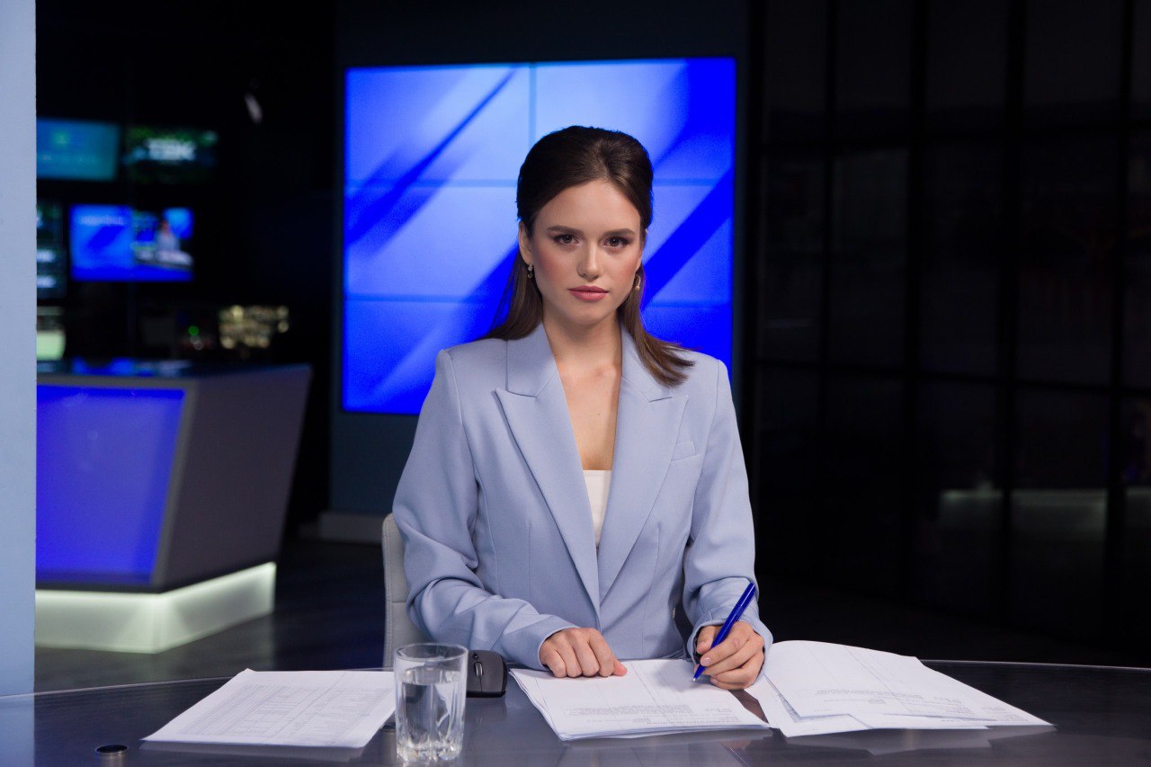 День рождения отмечает ведущая и корреспондент Новостей ТВК Ирина Макарова День рождения отмечает ведущая и корреспондент Новостей ТВК Ирина Макарова