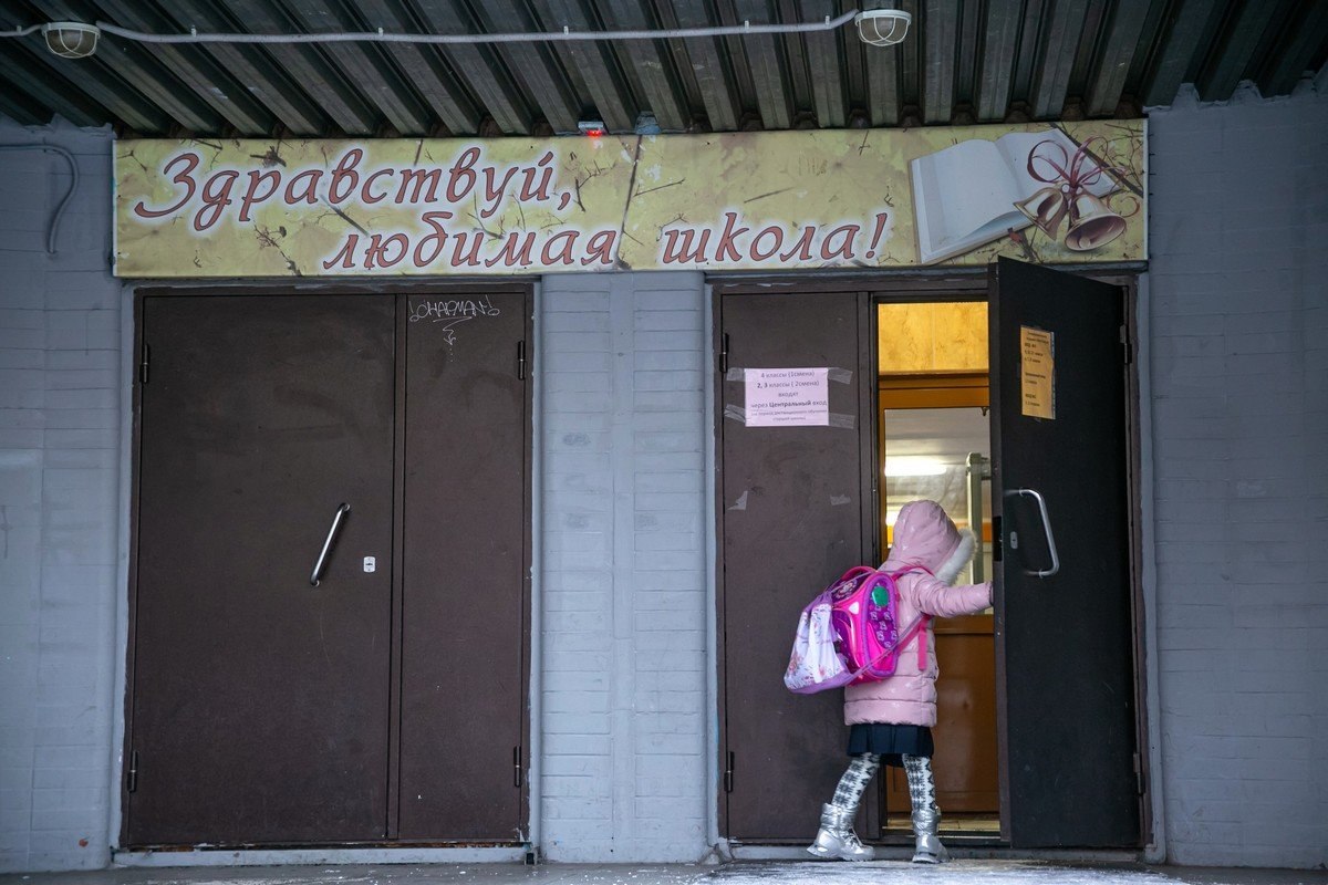 Запись детей в первый класс в Красноярске стартует 1 апреля