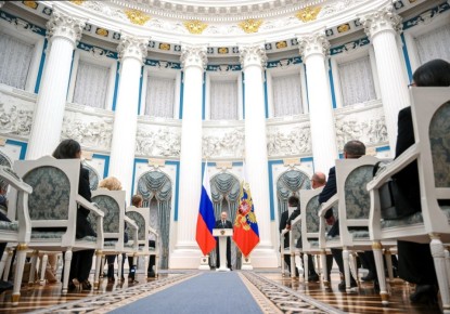 Ольга Любимова: Владимир Владимирович Путин вручил премии Президента для молодых деятелей культуры и в области литературы и искусства за произведения для детей и юношества