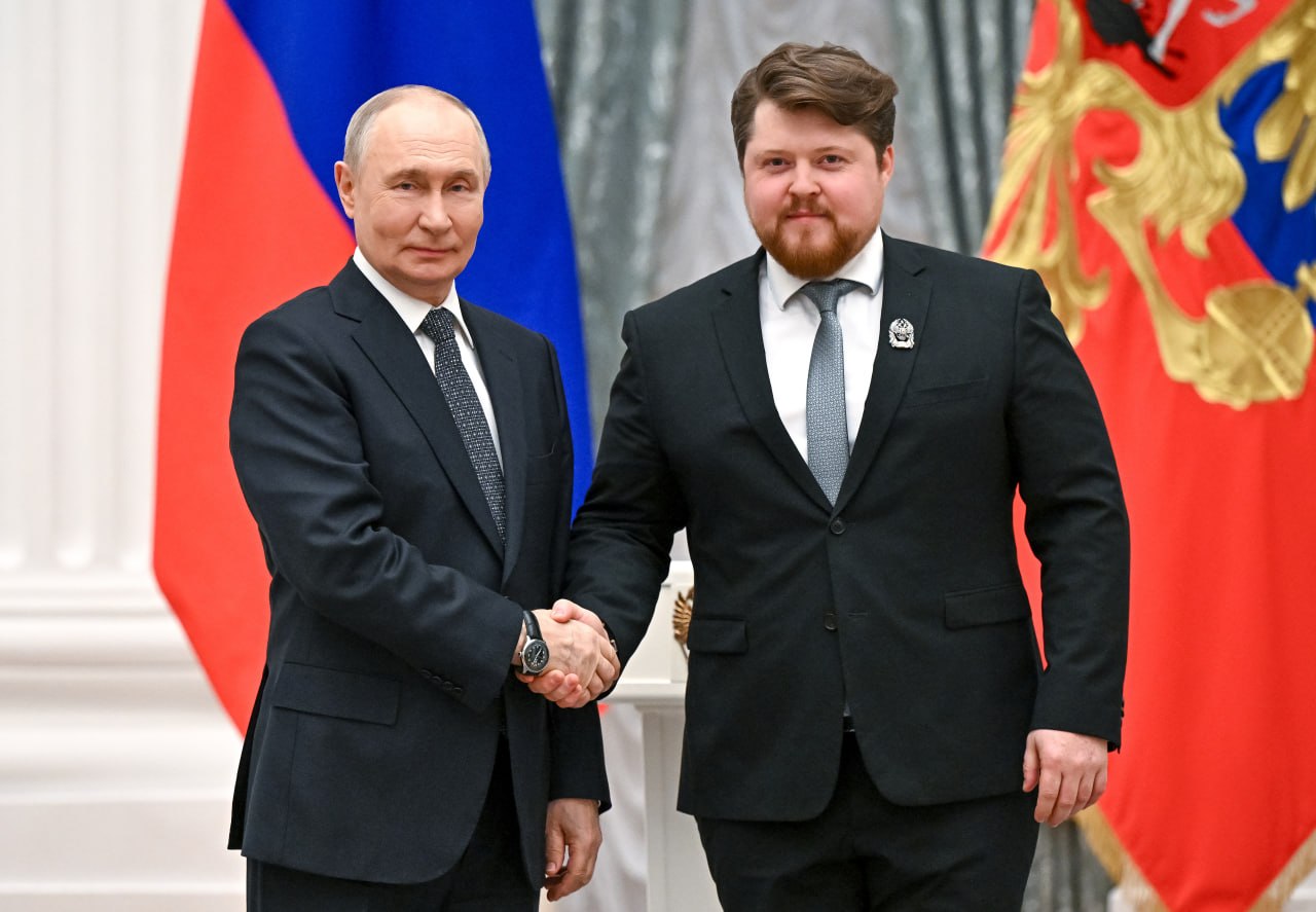 Ольга Любимова: Владимир Владимирович Путин вручил премии Президента для молодых деятелей культуры и в области литературы и искусства за произведения для детей и юношества Ольга Любимова: Владимир Владимирович Путин вручил премии Президента для молодых деятелей культуры и в области литературы и искусства за произведения для детей и юношества