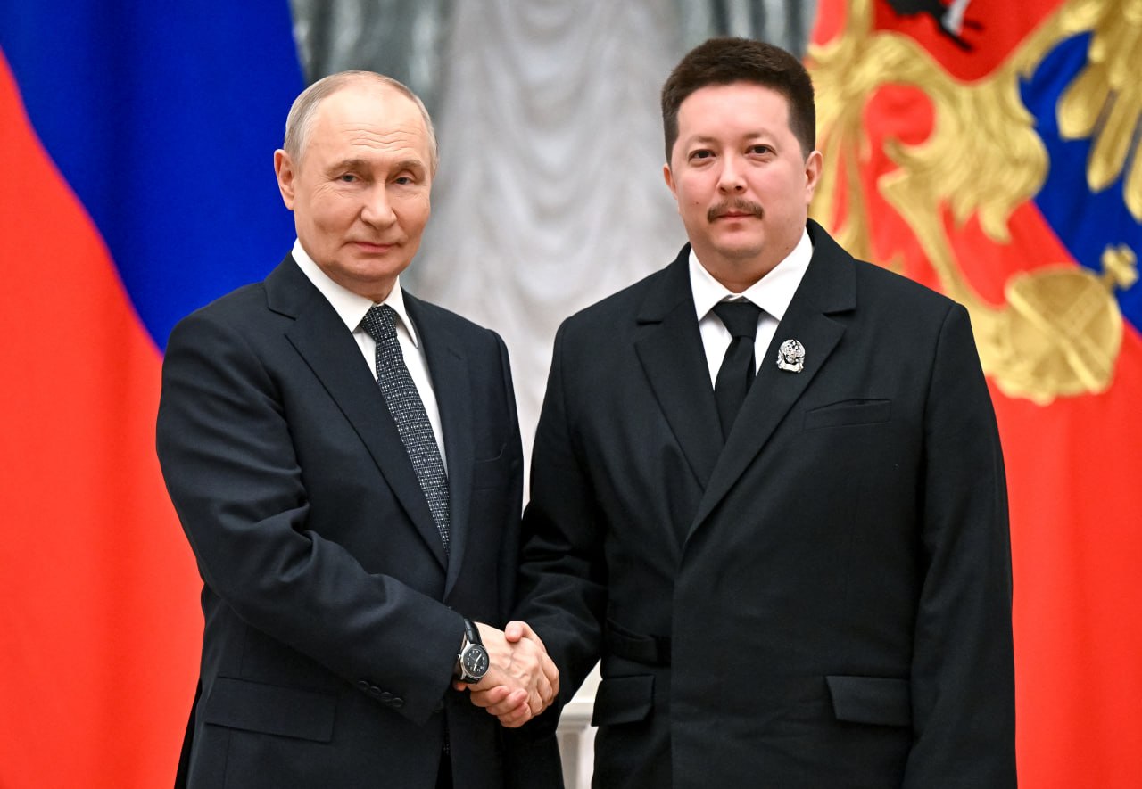 Ольга Любимова: Владимир Владимирович Путин вручил премии Президента для молодых деятелей культуры и в области литературы и искусства за произведения для детей и юношества Ольга Любимова: Владимир Владимирович Путин вручил премии Президента для молодых деятелей культуры и в области литературы и искусства за произведения для детей и юношества