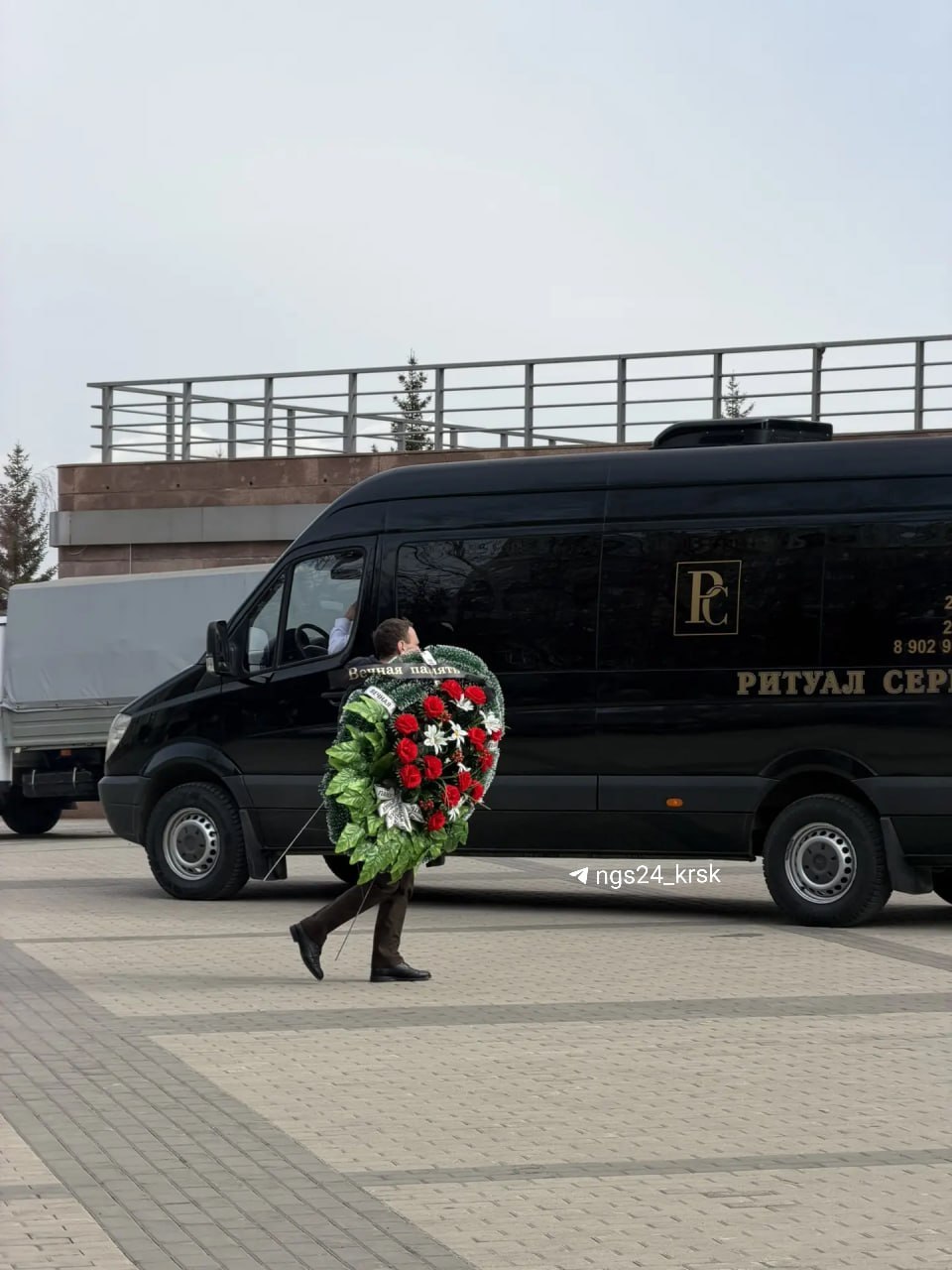 Церемония прощания с Юрием Швыткиным началась в Красноярске Церемония прощания с Юрием Швыткиным началась в Красноярске