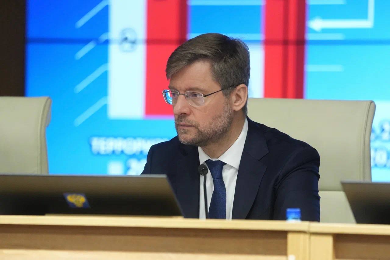 Резонансные нападения в школах, рост правонарушений среди несовершеннолетних и системные просчеты в профилактике — эти вопросы стали главными на расширенном заседании коллегии в прокуратуре Красноярского края Резонансные нападения в школах, рост правонарушений среди несовершеннолетних и системные просчеты в профилактике — эти вопросы стали главными на расширенном заседании коллегии в прокуратуре Красноярского края