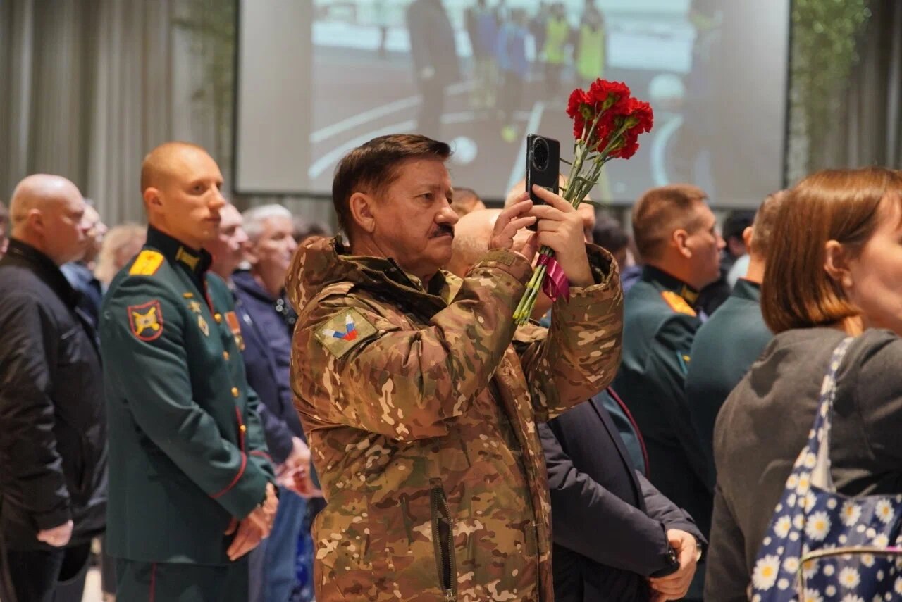 Красноярск простился с Юрием Швыткиным Красноярск простился с Юрием Швыткиным