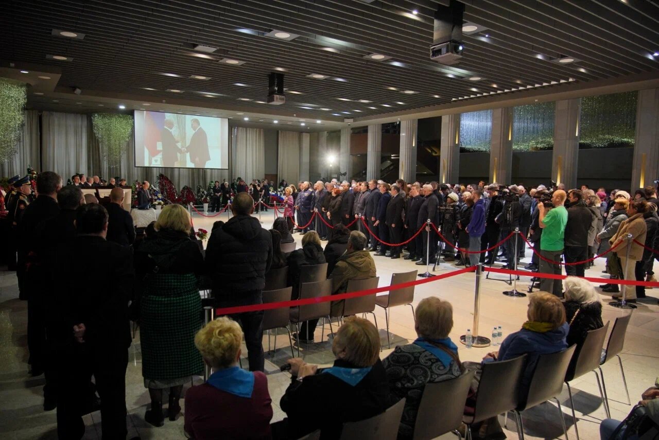 Красноярск простился с Юрием Швыткиным Красноярск простился с Юрием Швыткиным