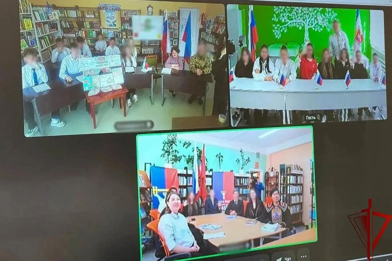 Росгвардия организовала телемост между школами Луганска, Норильска и Крыма Росгвардия организовала телемост между школами Луганска, Норильска и Крыма