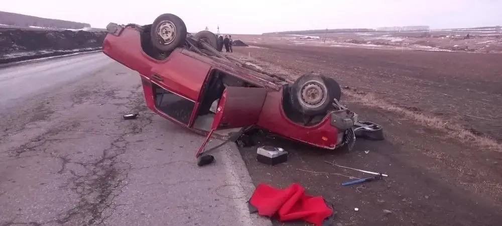 Пьяный 18-летний бесправник погубил друга на трассе на западе края Пьяный 18-летний бесправник погубил друга на трассе на западе края