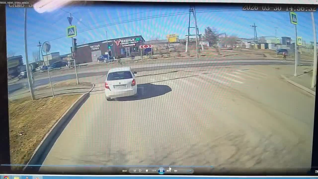 В Красноярске сотрудники Госавтоинспекции зарегистрировали первое ДТП с участием ребёнка на электросамокате