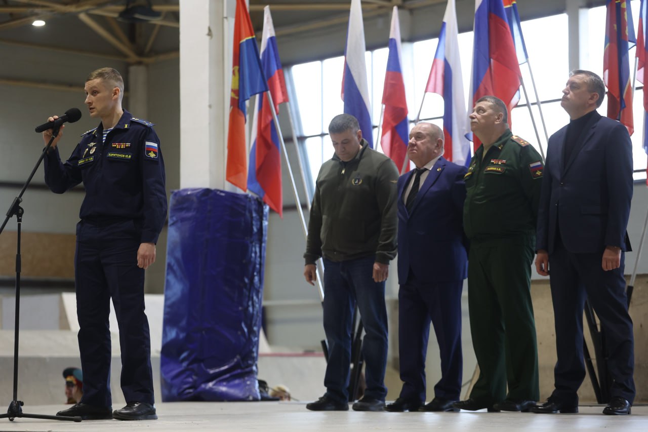 В Красноярске прошел первый фестиваль БПЛА «Код высоты» В Красноярске прошел первый фестиваль БПЛА «Код высоты»