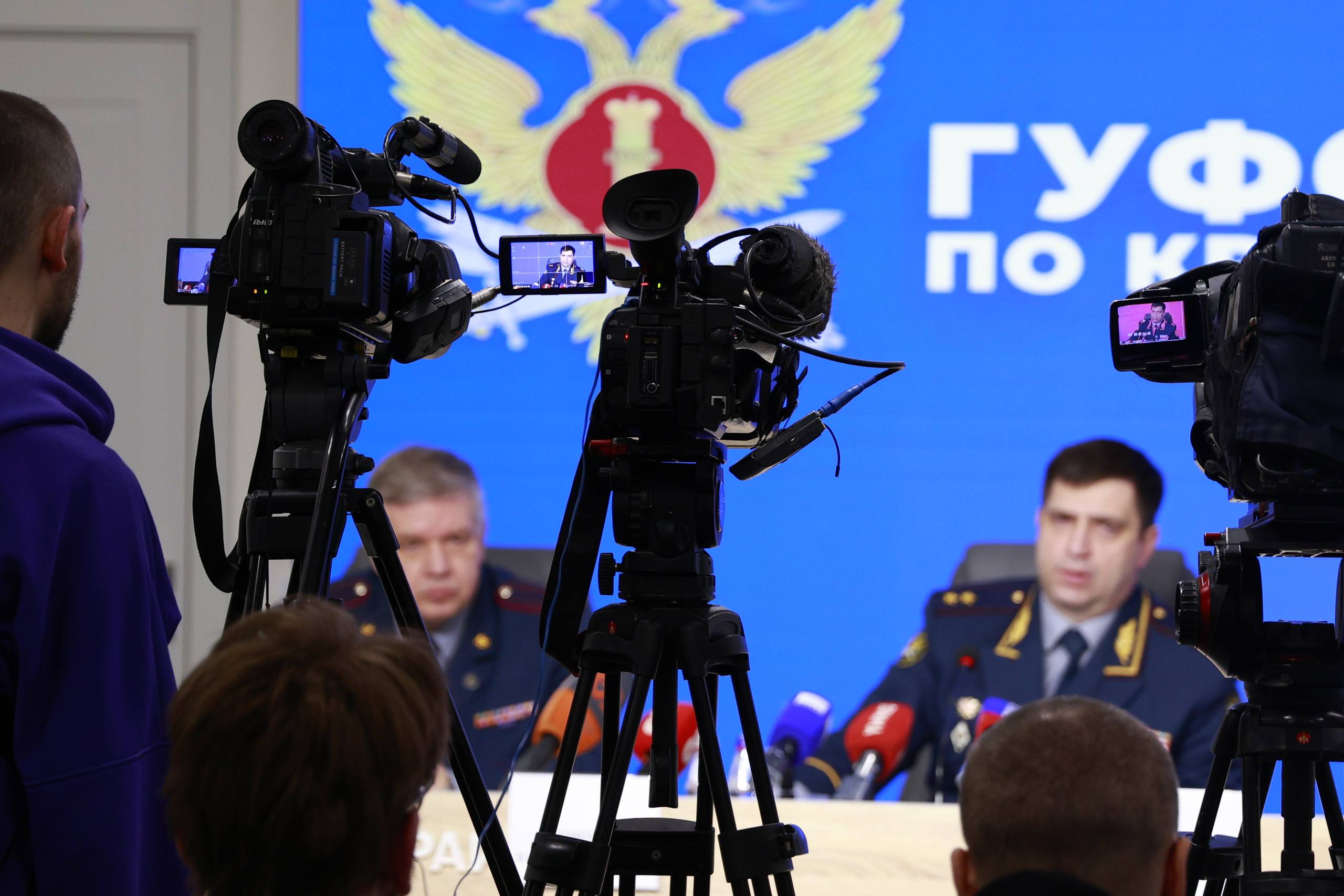 В Доме журналиста в г. Красноярске прошла пресс-конференция начальника ГУФСИН России по Красноярскому краю генерал-лейтенанта внутренней службы Антона Ефаркина В Доме журналиста в г. Красноярске прошла пресс-конференция начальника ГУФСИН России по Красноярскому краю генерал-лейтенанта внутренней службы Антона Ефаркина