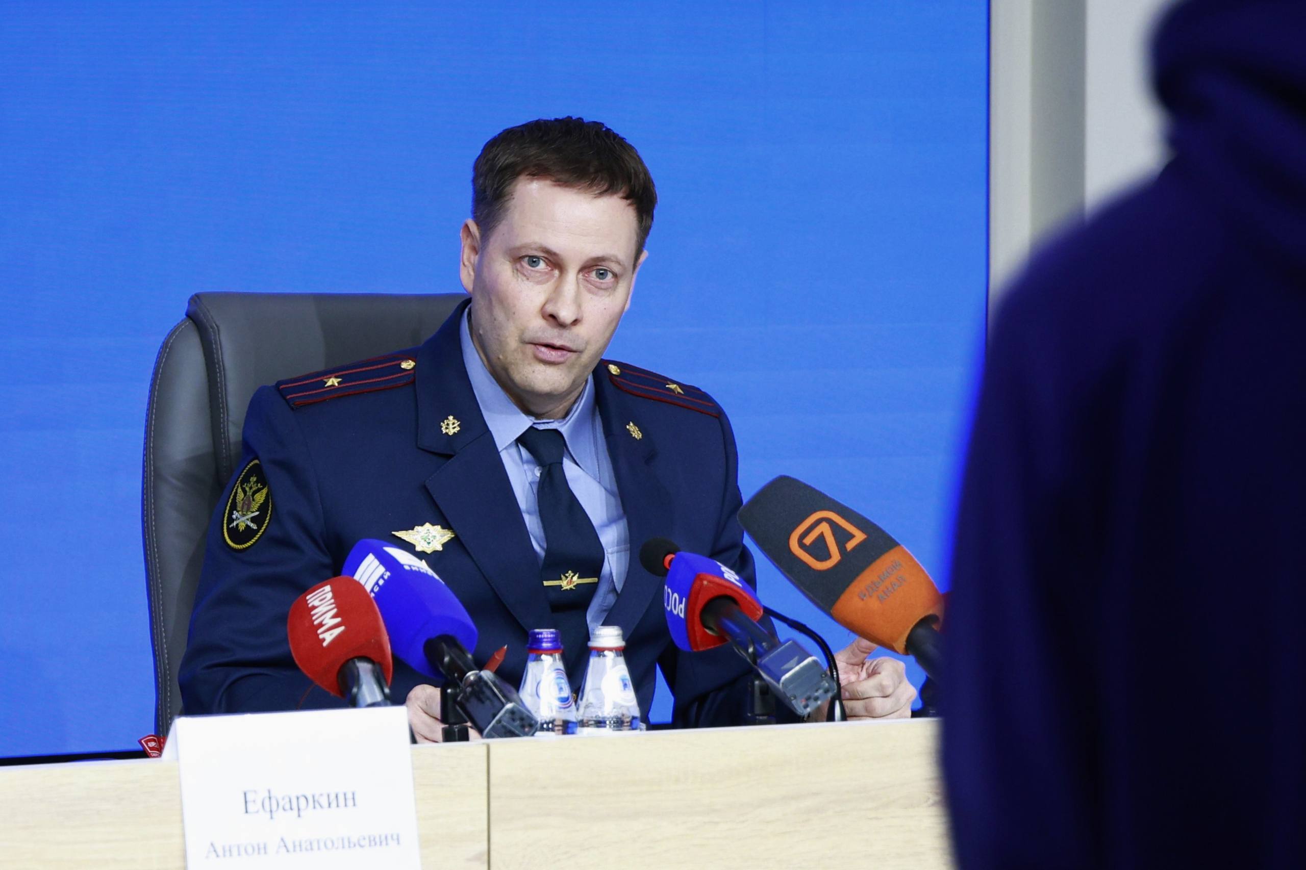 В Доме журналиста в г. Красноярске прошла пресс-конференция начальника ГУФСИН России по Красноярскому краю генерал-лейтенанта внутренней службы Антона Ефаркина В Доме журналиста в г. Красноярске прошла пресс-конференция начальника ГУФСИН России по Красноярскому краю генерал-лейтенанта внутренней службы Антона Ефаркина