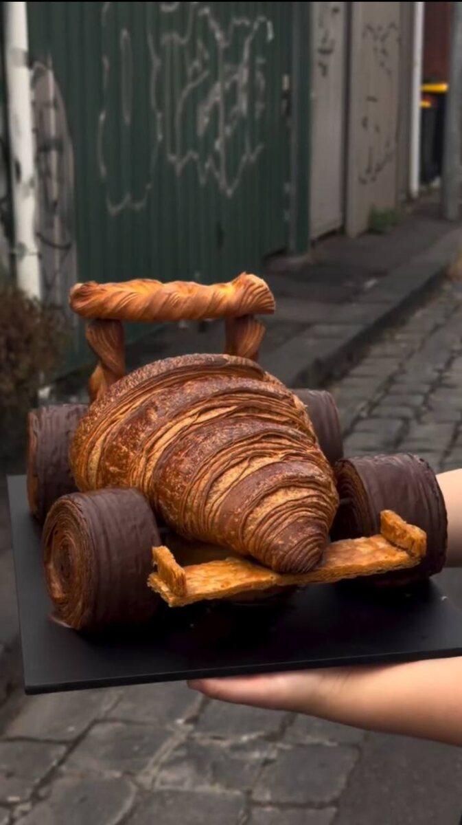 Уникальные круассаны в форме болидов F1 покоряют Австралию