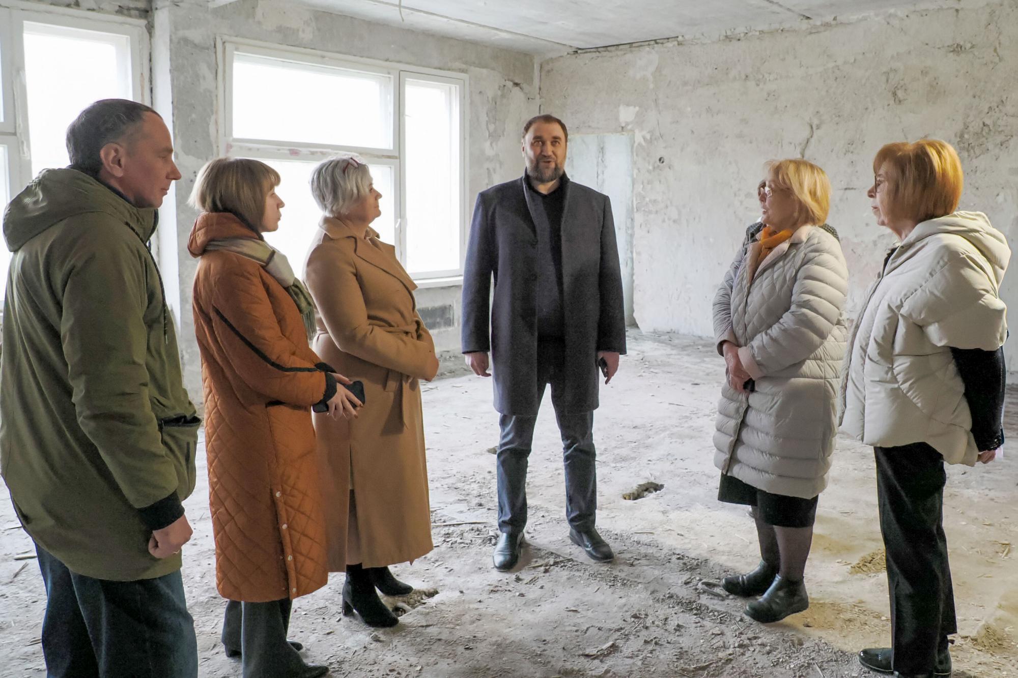 В Красноярске разворачивается капитальный ремонт детских садов по федеральной программе в рамках национального проекта «Семья» В Красноярске разворачивается капитальный ремонт детских садов по федеральной программе в рамках национального проекта «Семья»