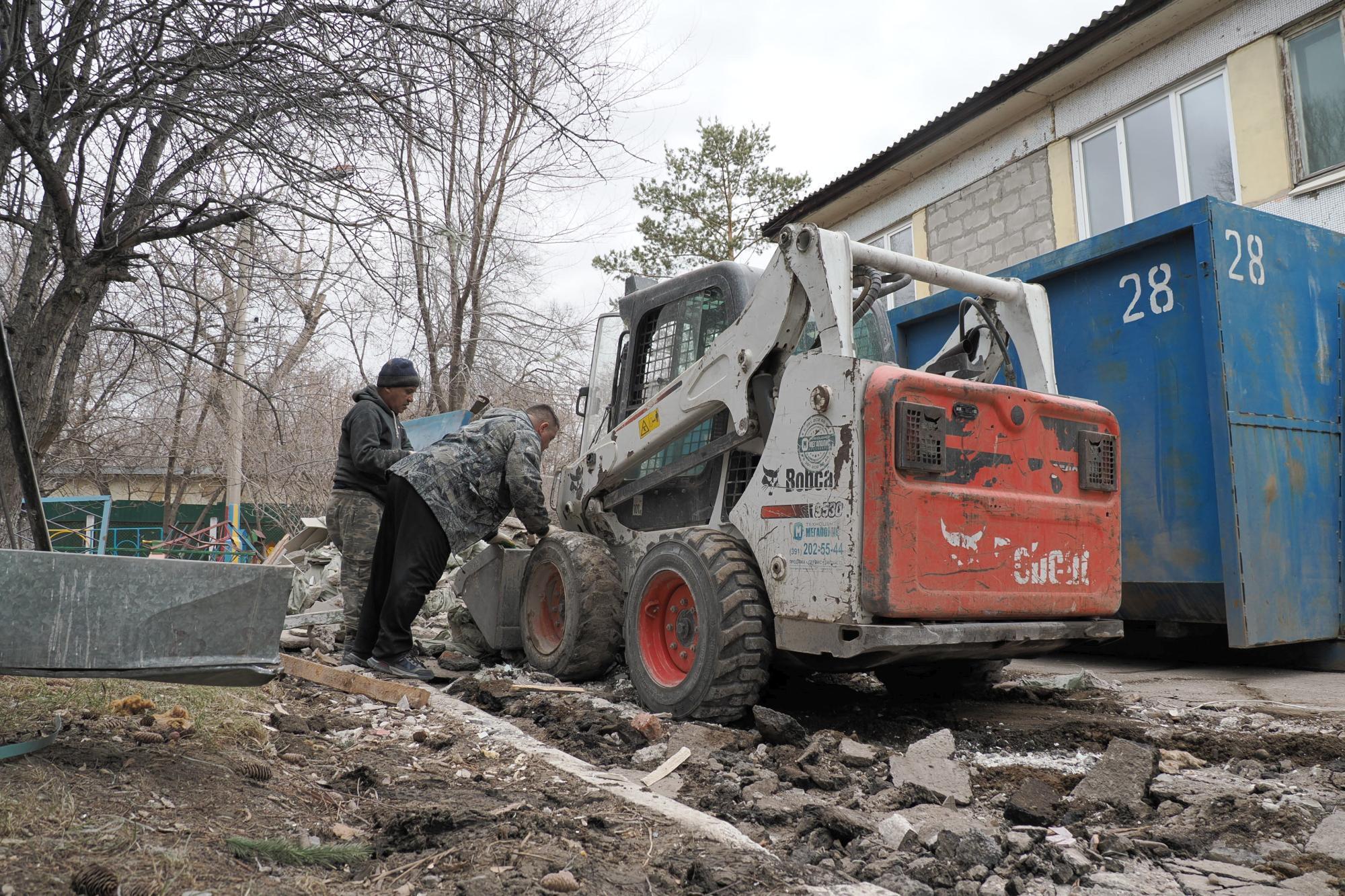 В Красноярске разворачивается капитальный ремонт детских садов по федеральной программе в рамках национального проекта «Семья» В Красноярске разворачивается капитальный ремонт детских садов по федеральной программе в рамках национального проекта «Семья»