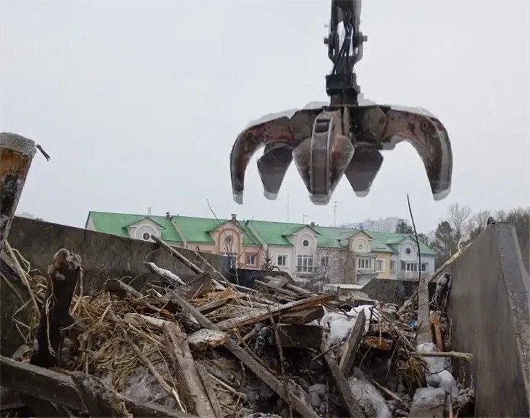 С начала года в Свердловском районе ликвидировали 103 стихийные свалки