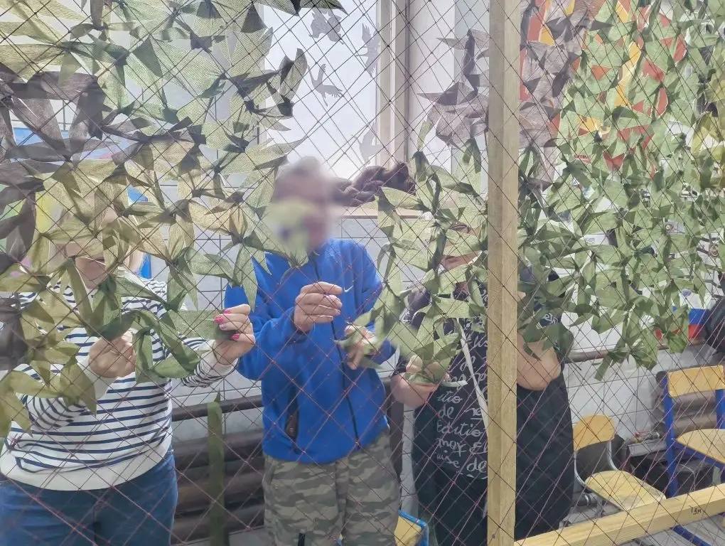 Осужденные к принудительным работам, проживающие в городе Канске, присоединились к волонтерскому движению «Золотые руки ангела» Осужденные к принудительным работам, проживающие в городе Канске, присоединились к волонтерскому движению «Золотые руки ангела»