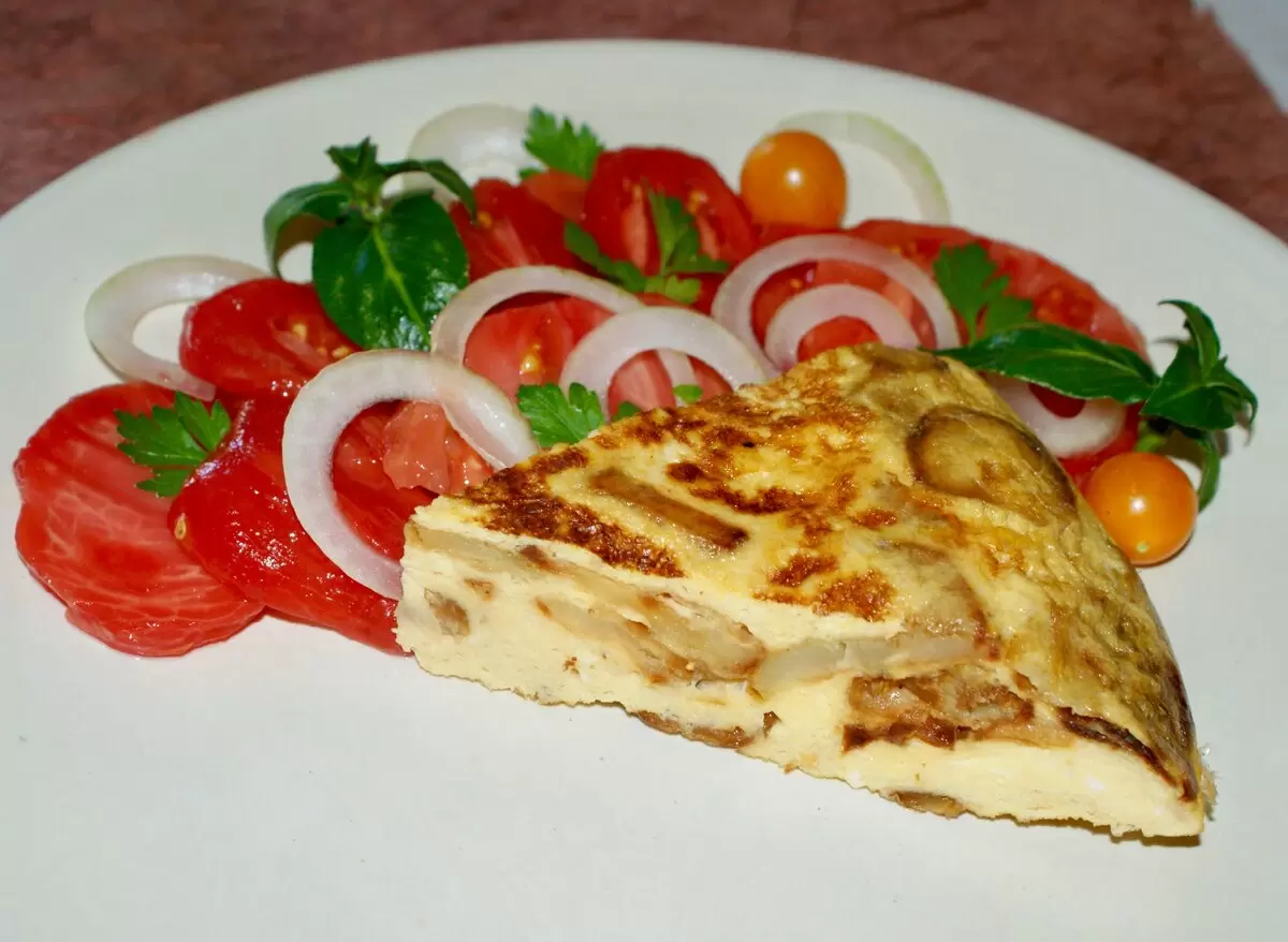 Искусство испанской тортильи: как создать идеальный омлет