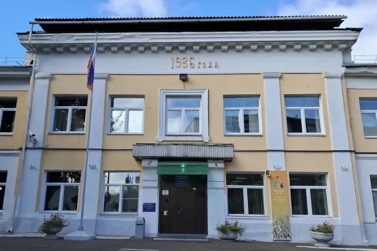 Красноярская школа заплатит ученику компенсацию за сломанный в драке нос