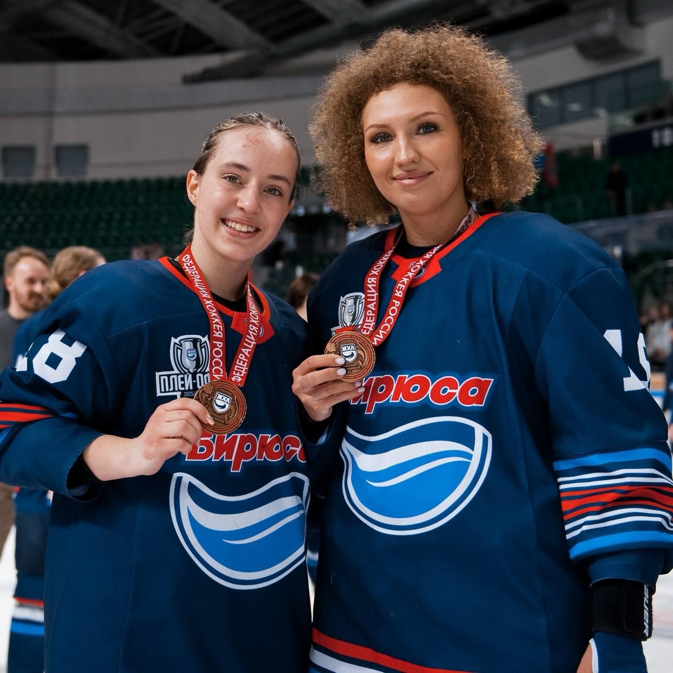 Хоккеистки «Бирюсы» стали бронзовыми призёрами Женской хоккейной лиги Хоккеистки «Бирюсы» стали бронзовыми призёрами Женской хоккейной лиги