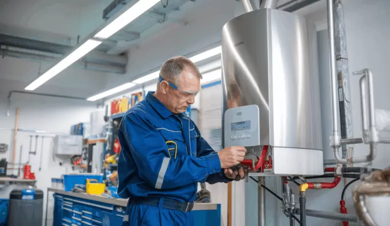 Причины и способы устранения неприятного запаха из водонагревателя