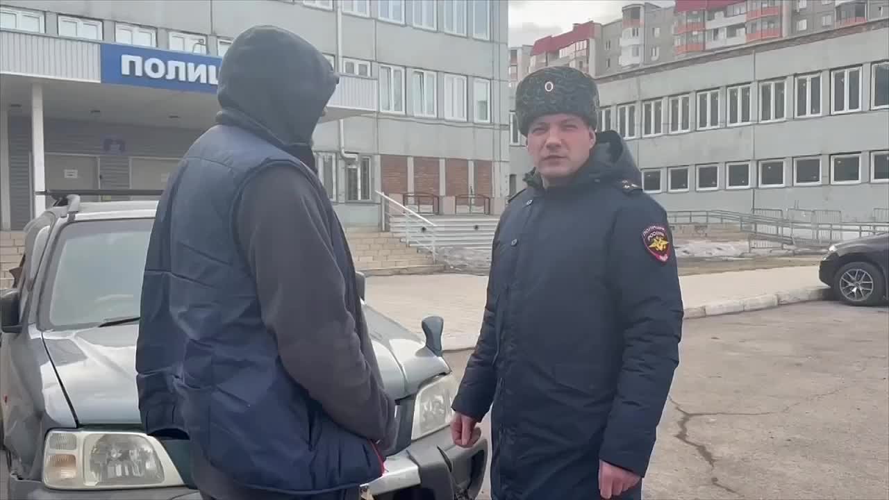 В Красноярске полицейские вернули жителю Северо-Енисейского похищенный у него автомобиль