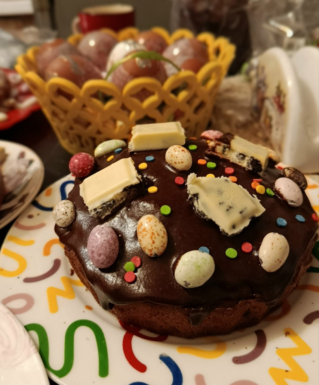 Православные красноярцы продолжают отмечать Пасху Православные красноярцы продолжают отмечать Пасху