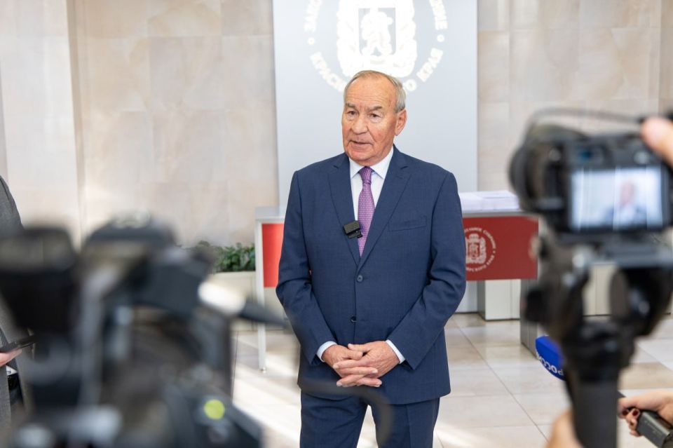 ������� ������� �������� ����� ��������� ������������ � ���� ��������