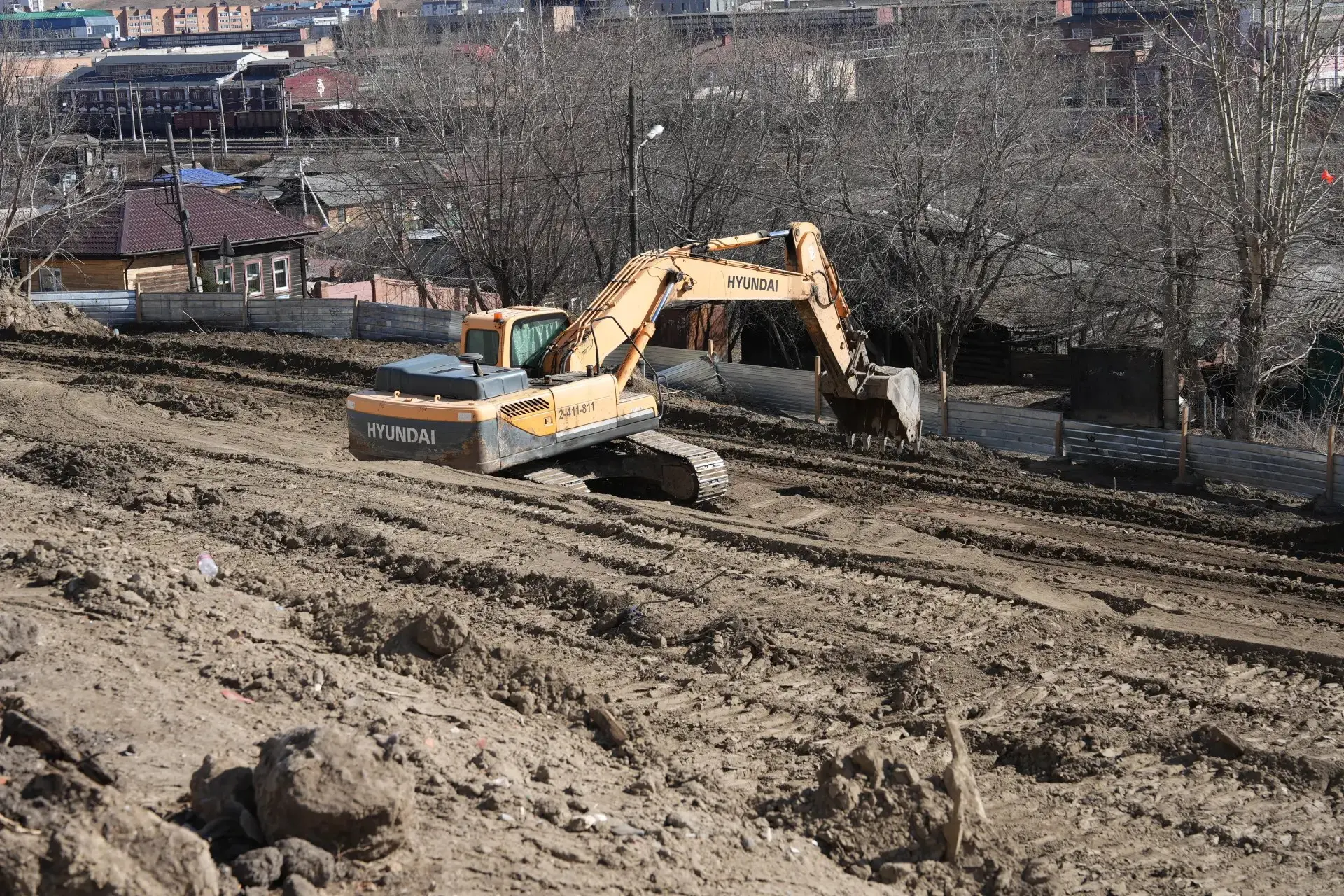 Мэр Красноярска Сергей Верещагин посетил переулок Боготольский, где подрядчик приступил к работам