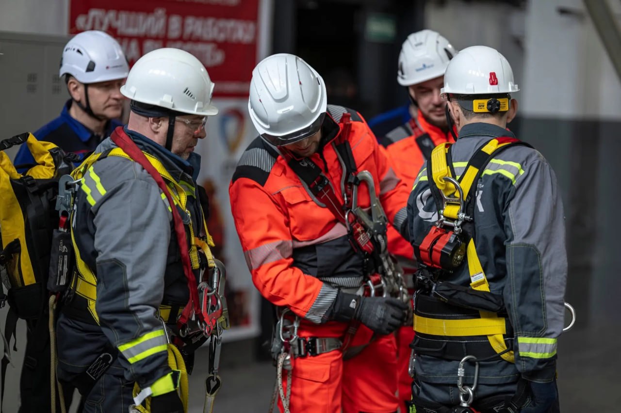 На Минусинской ТЭЦ прошел конкурс высотников На Минусинской ТЭЦ прошел конкурс высотников