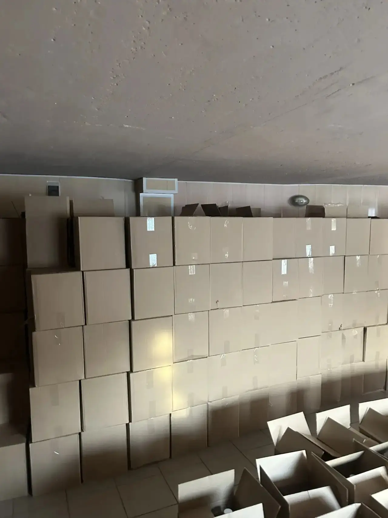 В Минусинске местный житель подозревается в незаконном обороте фальсифицированной алкогольной продукции В Минусинске местный житель подозревается в незаконном обороте фальсифицированной алкогольной продукции