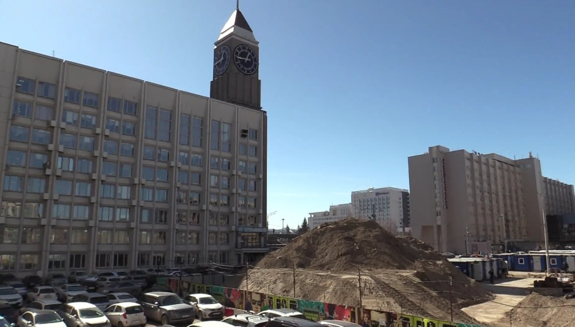 Простаивание машин и соединение тоннелей: как продвигается строительство красноярского метро