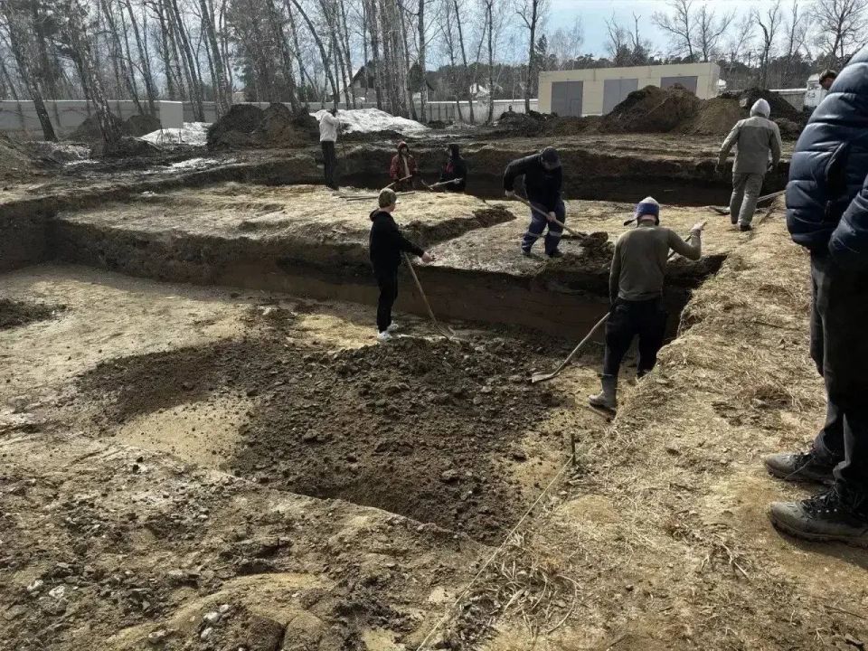 ����� ������� ����� �� ���������� �����-���������� ��������� � �����������