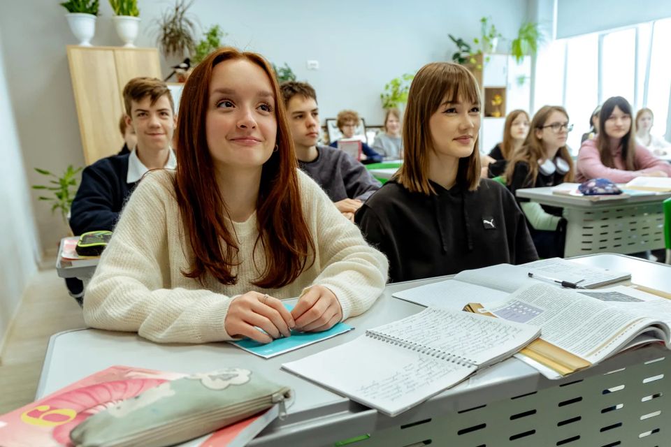 �� ����� ���� � ������������ ���� ����������� �������� ����� ����: