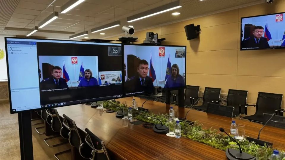 Первый заместитель прокурора края Артем Шибаков провел личный прием граждан по вопросам защиты прав детей-инвалидов и несовершеннолетних с ограниченными возможностями здоровья Первый заместитель прокурора края Артем Шибаков провел личный прием граждан по вопросам защиты прав детей-инвалидов и несовершеннолетних с ограниченными возможностями здоровья