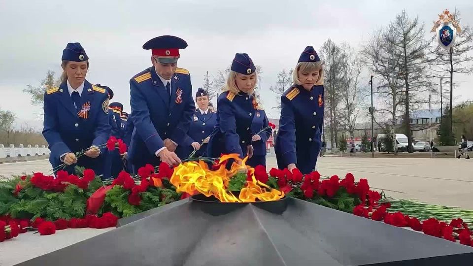 В Красноярске офицеры СК России почтили память погибших в Великой Отечественной войне