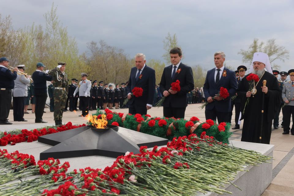 80 молодых сотрудников силовых структур приняли присягу на Мемориале Победы в преддверии 9 Мая 80 молодых сотрудников силовых структур приняли присягу на Мемориале Победы в преддверии 9 Мая
