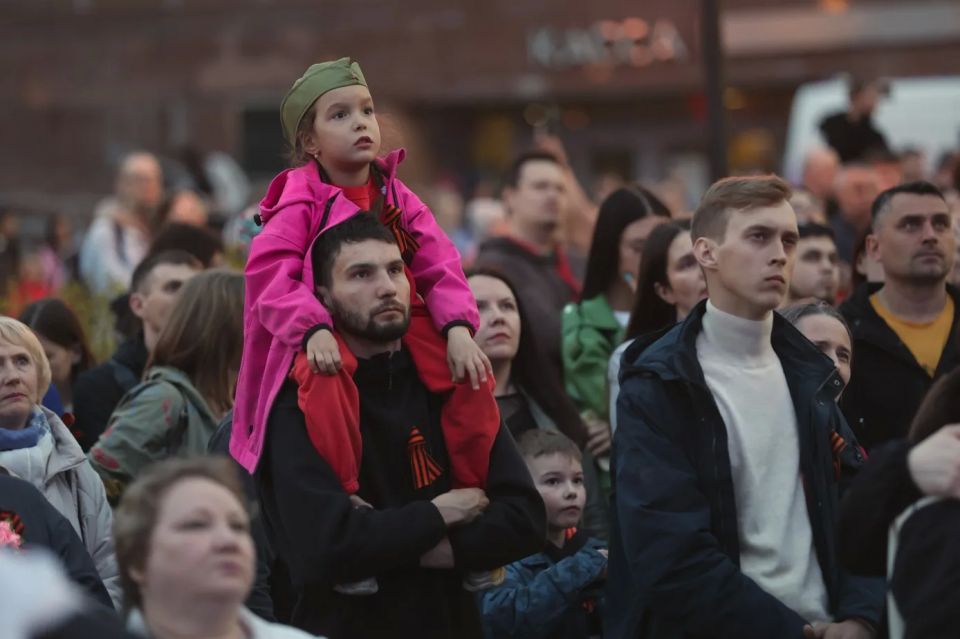 В Красноярске 9 мая на площади Мира состоится большой праздничный концерт, посвященный Дню Победы