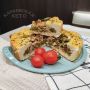 Новый взгляд на классический пирог: открытый творожный кето шедевр с мясом и овощами