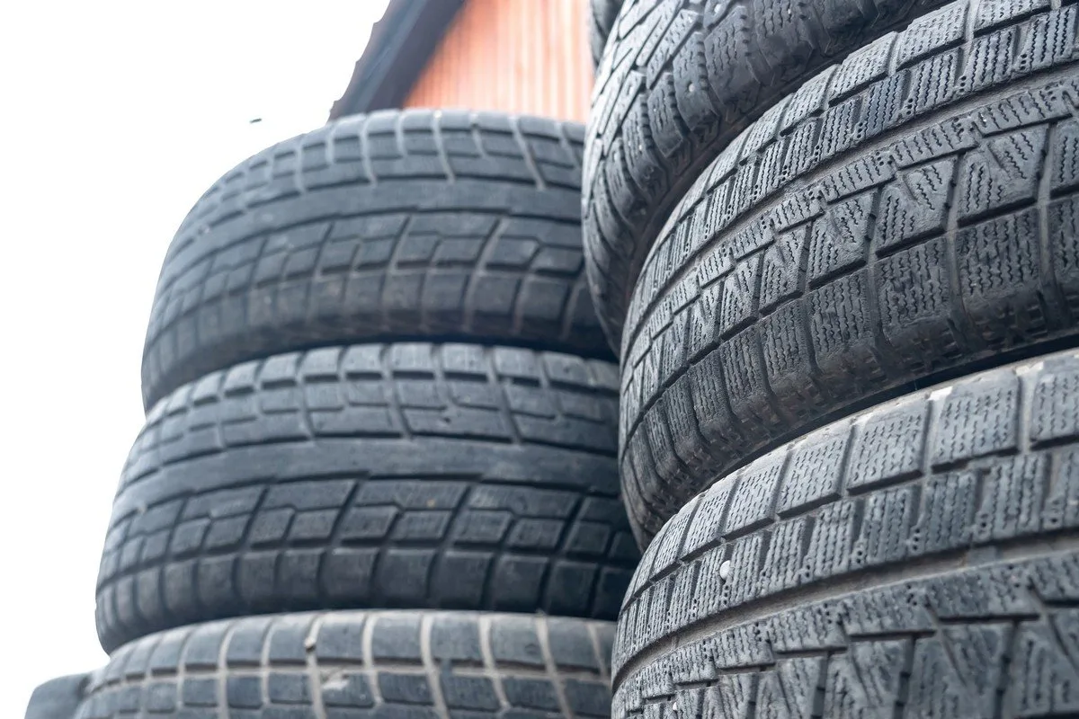 В Шарыпово предприниматель за нарушения лишился товара на 75 тысяч рублей
