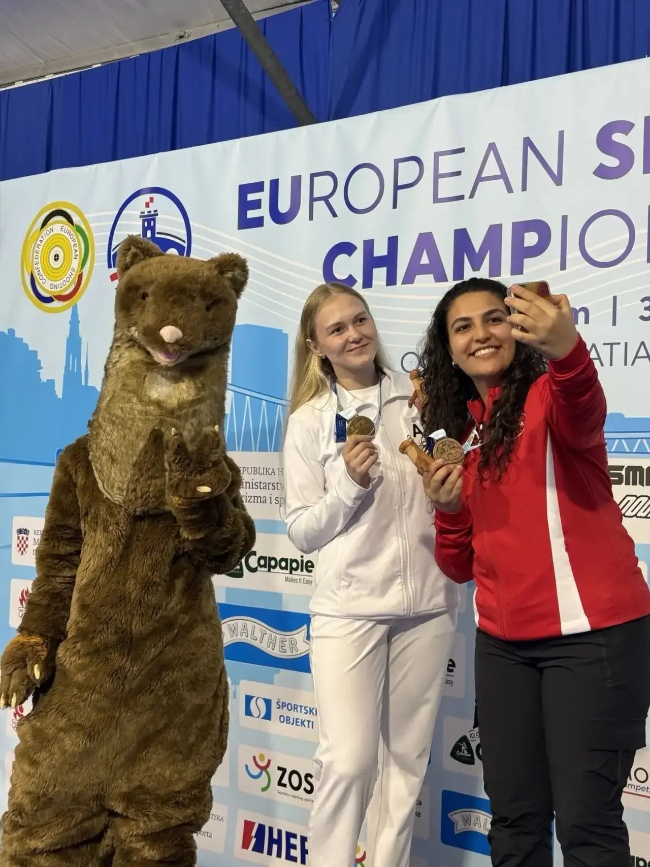 Анна Пельменёва — чемпионка Европы по стрельбе Анна Пельменёва — чемпионка Европы по стрельбе