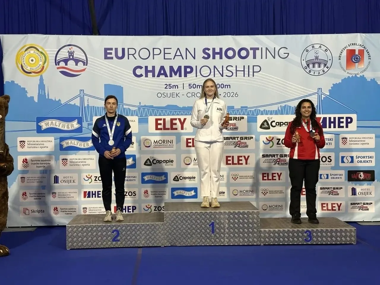 Анна Пельменёва — чемпионка Европы по стрельбе Анна Пельменёва — чемпионка Европы по стрельбе