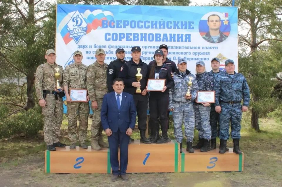 Транспортные полицейские Сибири приняли участие во Всероссийских соревнованиях по стрельбе памяти Героя России Олега Охрименко Транспортные полицейские Сибири приняли участие во Всероссийских соревнованиях по стрельбе памяти Героя России Олега Охрименко