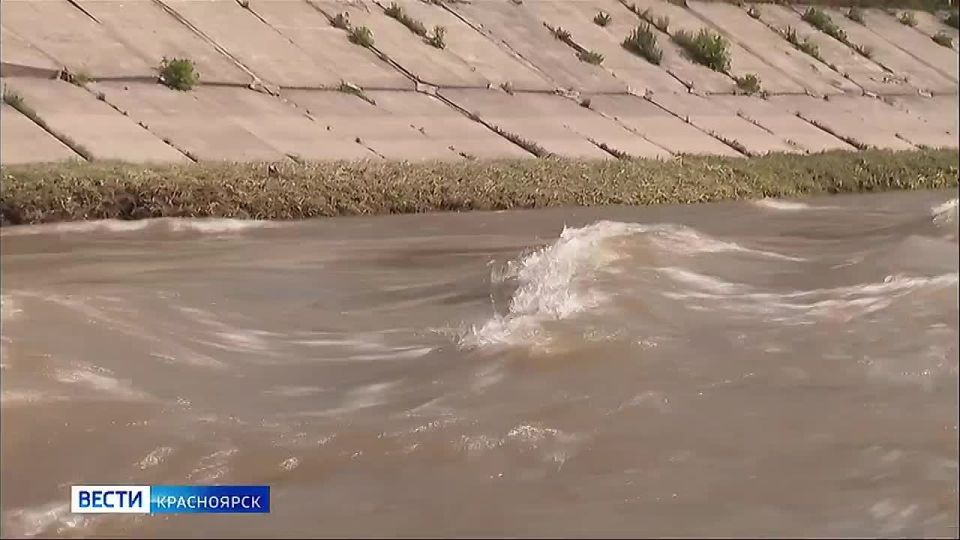 Красноярская ГЭС увеличила сбросы воды