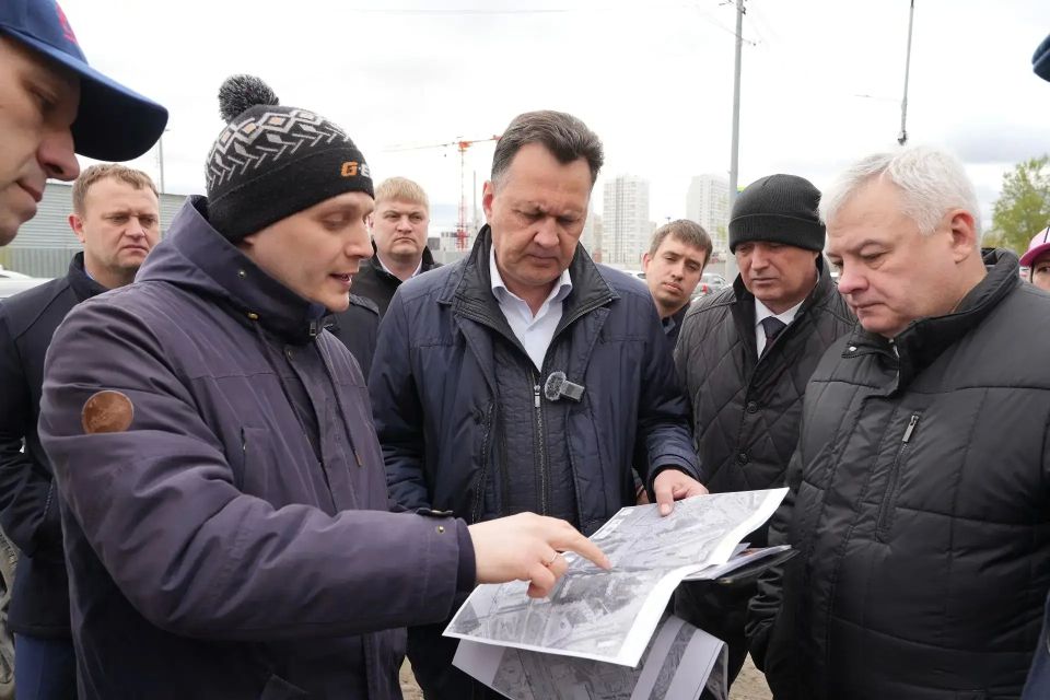 МЭР КРАСНОЯРСКА ОБЕЩАЕТ СОКРАТИТЬ ПРОБКИ НА ПЕТРА ПОДЗОЛКОВА МЭР КРАСНОЯРСКА ОБЕЩАЕТ СОКРАТИТЬ ПРОБКИ НА ПЕТРА ПОДЗОЛКОВА