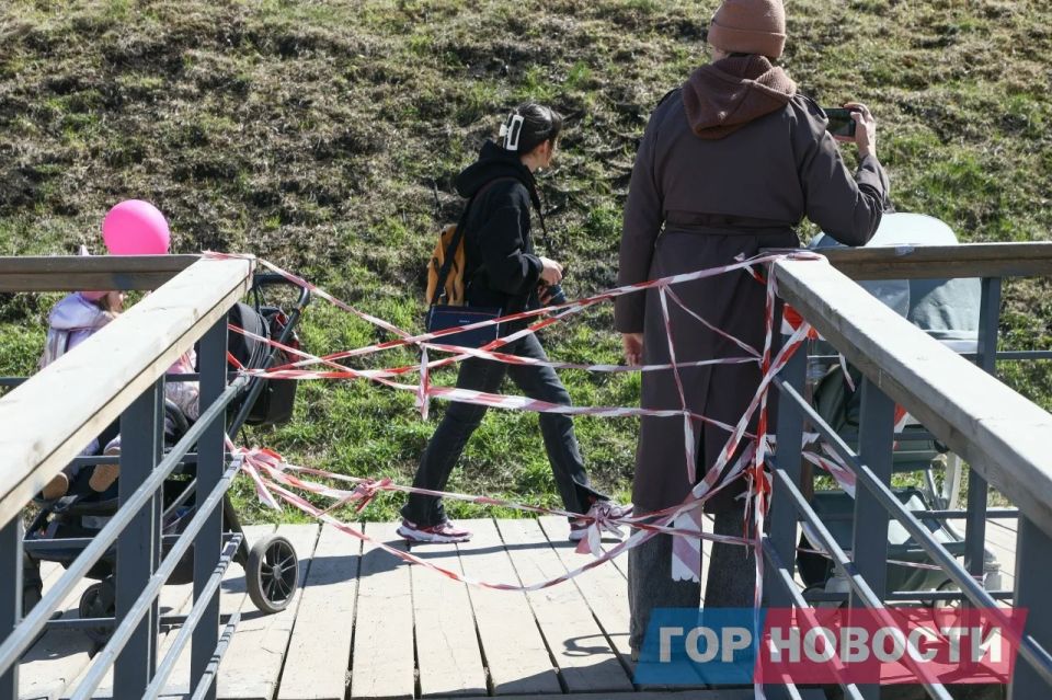 В Красноярске 18 мая зафиксирован очередной подъем уровня воды в Енисее В Красноярске 18 мая зафиксирован очередной подъем уровня воды в Енисее
