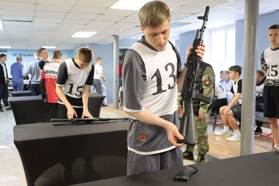 Команда Советского района Красноярска выиграла краевую спартакиаду молодежи допризывного возраста Команда Советского района Красноярска выиграла краевую спартакиаду молодежи допризывного возраста