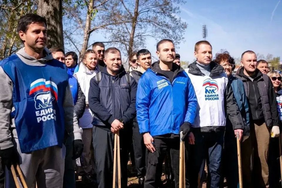 Горожане собрали более 100 мешков мусора на правобережной набережной Горожане собрали более 100 мешков мусора на правобережной набережной