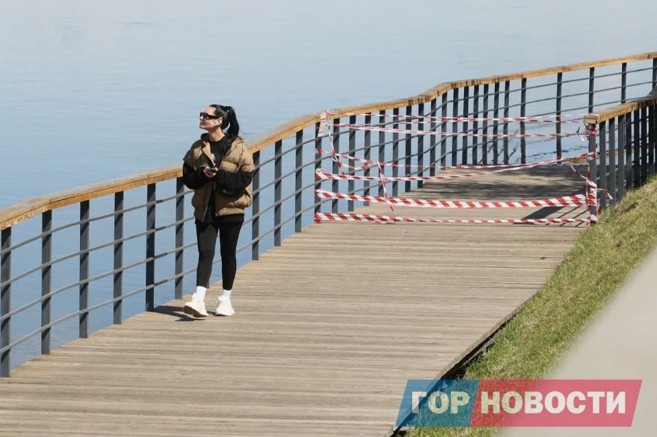 В Красноярске 18 мая зафиксирован очередной подъем уровня воды в Енисее В Красноярске 18 мая зафиксирован очередной подъем уровня воды в Енисее