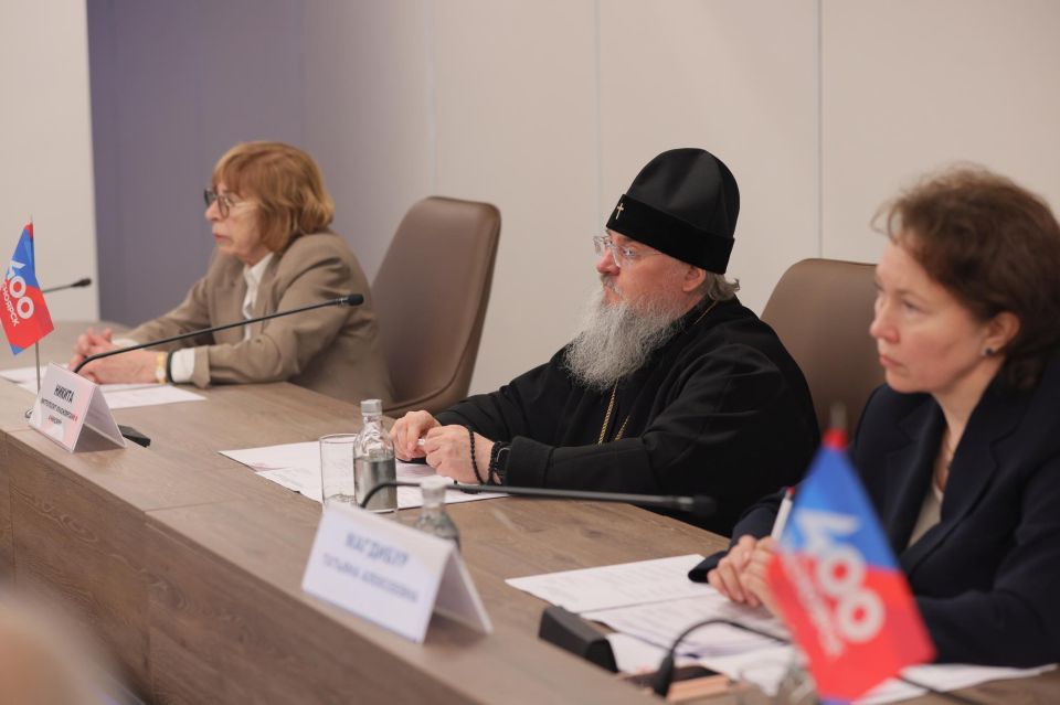 Сегодня в Красноярске с рабочим визитом побывал заместитель председателя Правительства Российской Федерации Александр Новак Сегодня в Красноярске с рабочим визитом побывал заместитель председателя Правительства Российской Федерации Александр Новак