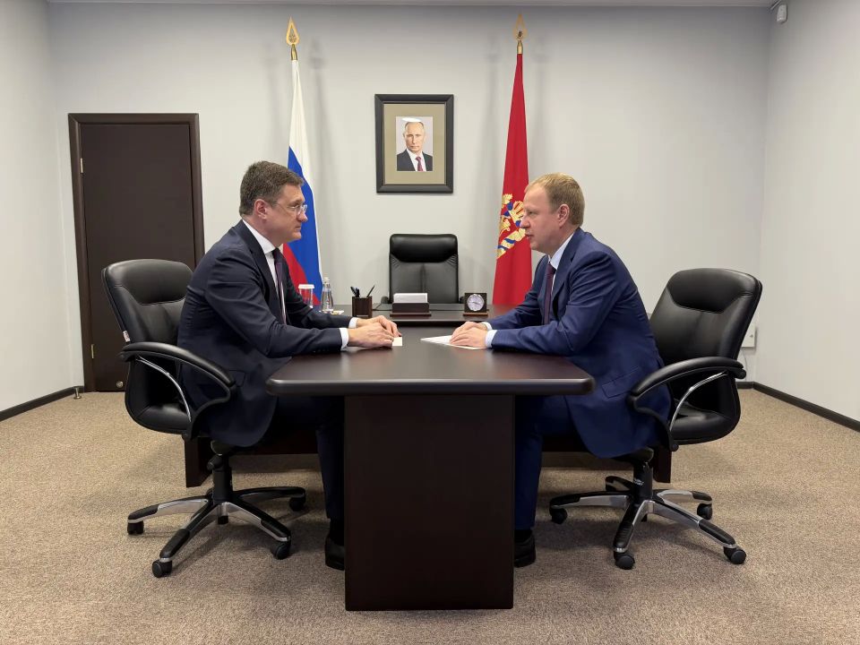 Александр Новак провел заседание оргкомитета по подготовке к 400-летию Красноярска Александр Новак провел заседание оргкомитета по подготовке к 400-летию Красноярска